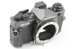 Inutilisé dans la boîte Olympus OM-3 Ti OM3Ti Corps d'appareil photo argentique 35 mm provenant du JAPON